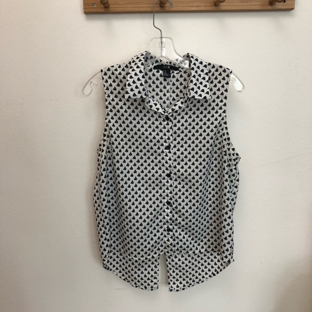Forever 21 sailboat button down tank